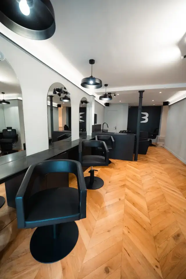 Poste Coiffure & Barber - Studio Volta by BOOK2WORK