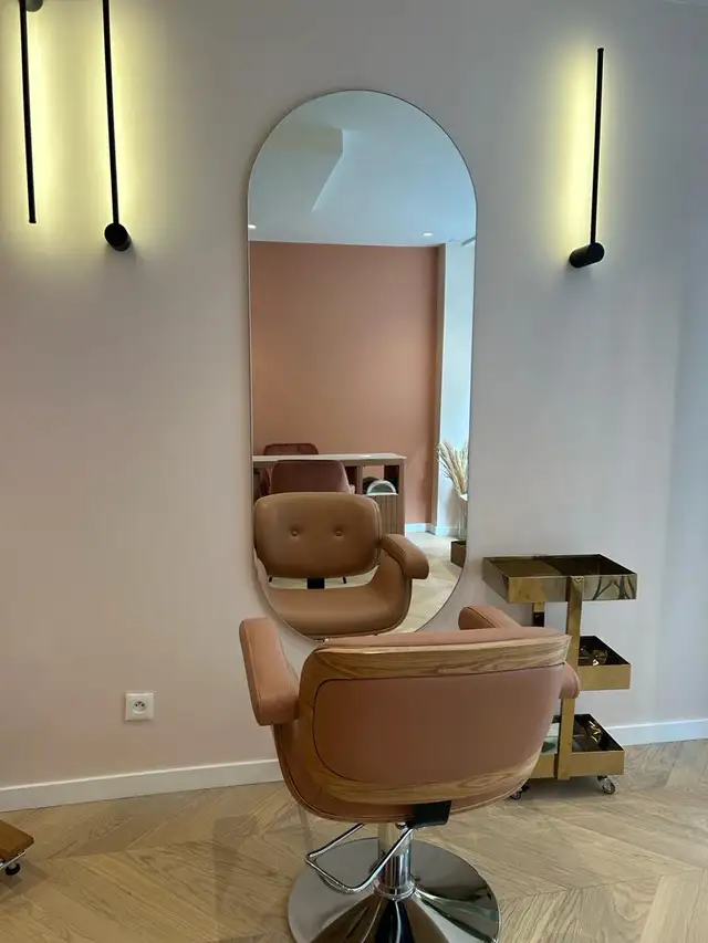 Poste manucure — Espace Oui’Nail - Oui Beauty Paris